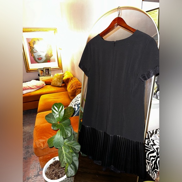 Karl Lagerfeld Flapper Style, Black Lace & Faux Leather Trim Dress SZ 10 NWT - Picture 8 of 15